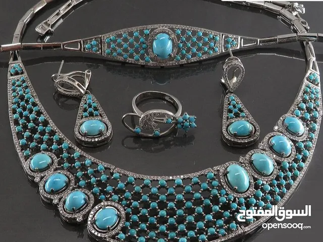 مميز جدامصنوع من الفضة الخالص(925) مزودبحجر فيروز طبيعي من ايران يتميز بلونه فيروزي الجميل والن