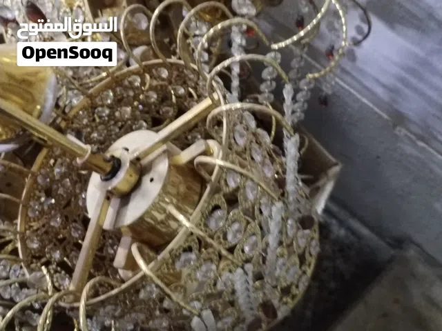 ثريات  تعليق