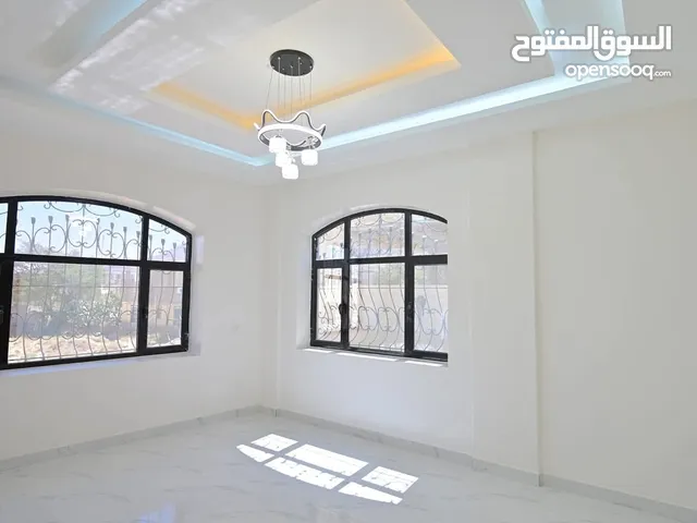 250 m2 3 Bedrooms Apartments for Rent in Sana'a Haddah