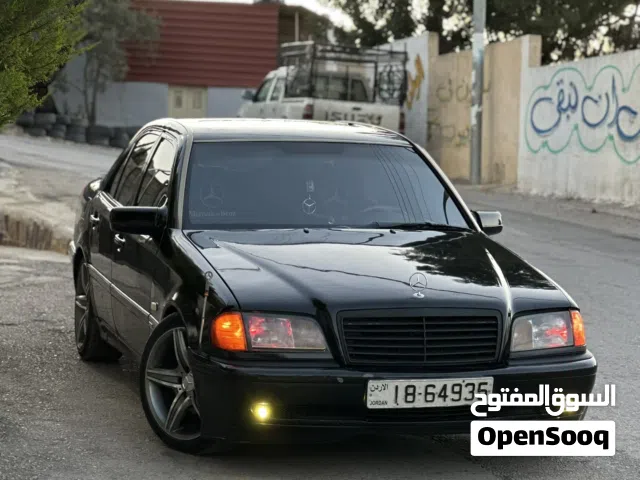 2000 مرسيدس بنز الفئة-C C 200