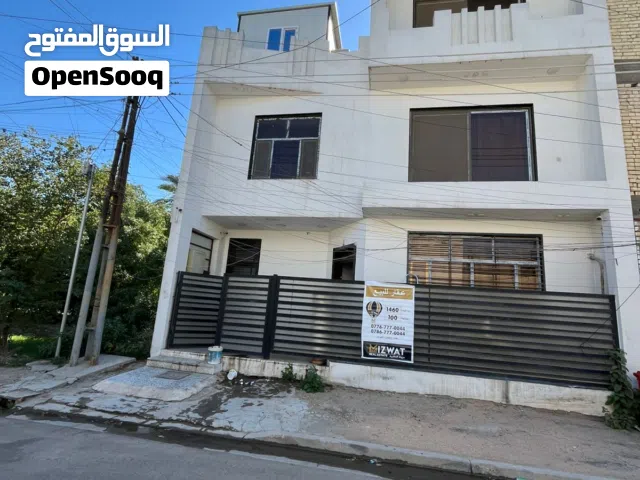 دار ركن للبيع في حي الجامعة