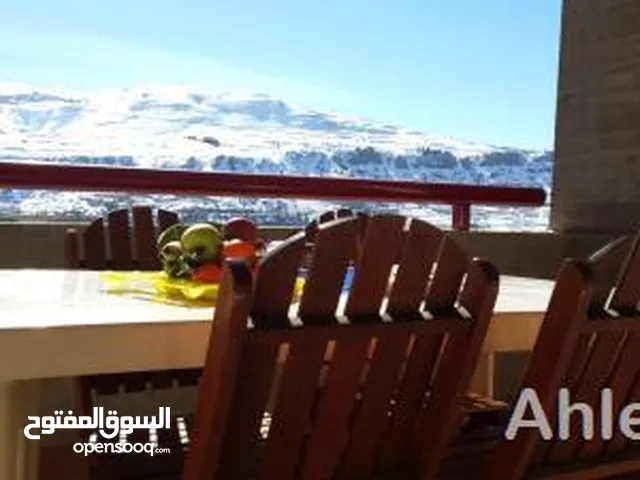 Superb view escape in Faraya furnished with Quality stay شاليه فاريا مفروش منظر رائع