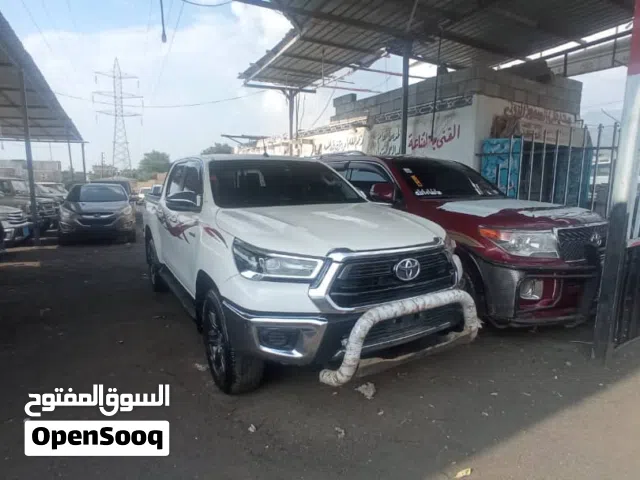 2021 Toyota Hilux GLX