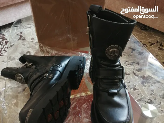 بوت هارلي ديفدتسون