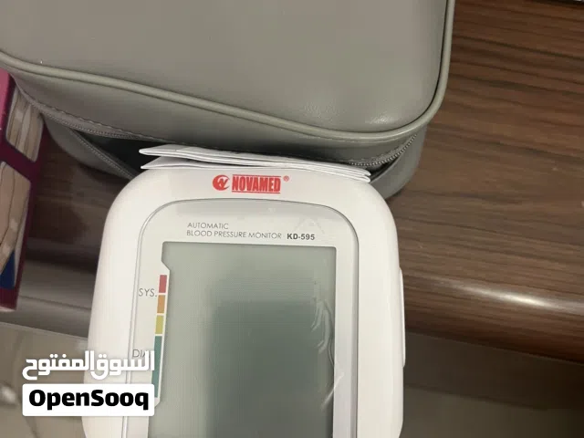 أدوات للبيع