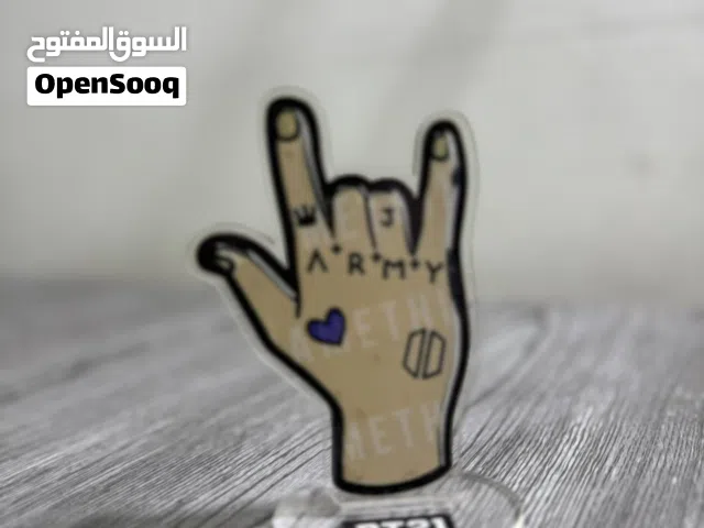 BT21 / BTS Jungkook hand sign