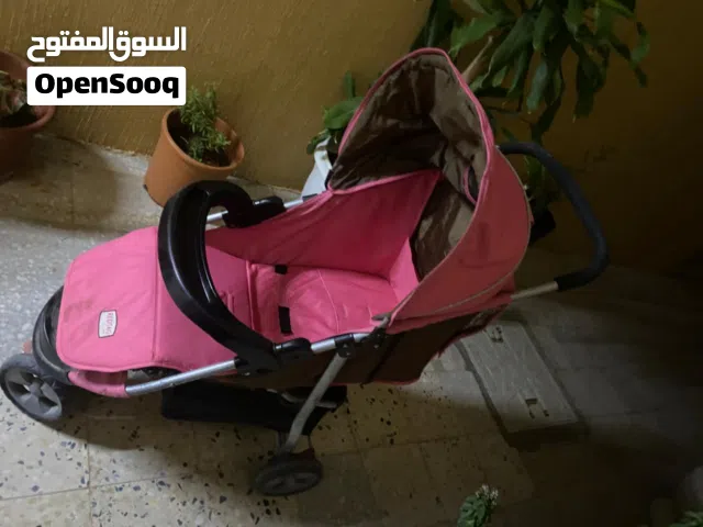 عربة اطفال