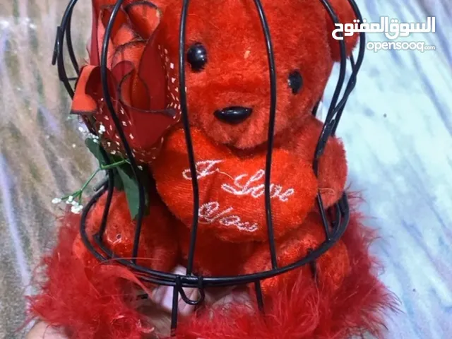 هدايا روعه مع تحفيه جميله وبسعر مناسب