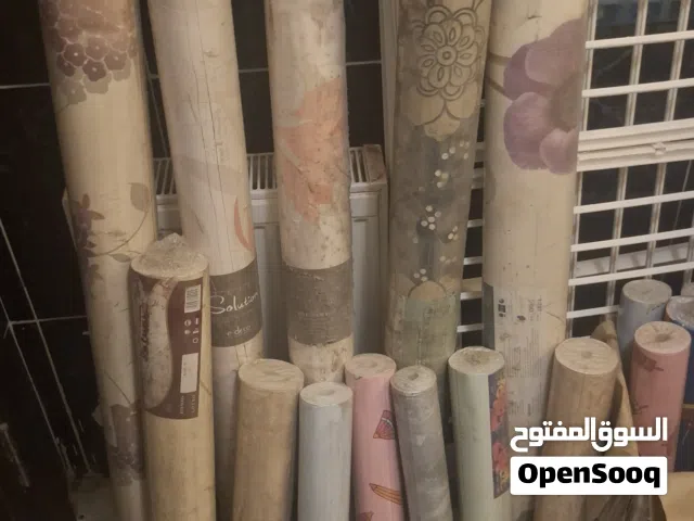 22 رول wallpaper اوروبي+ رف زجاج سيكوريت حجم كبير ب 25 دينار
