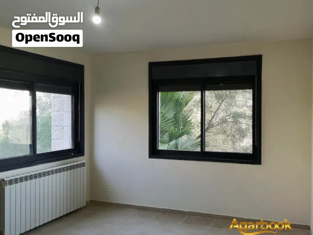 165 m2 3 Bedrooms Apartments for Sale in Ramallah and Al-Bireh Ein Munjid