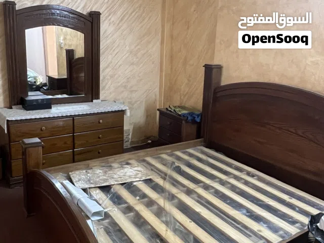 غرفه نوم كاملة للبيع خشب بلوط