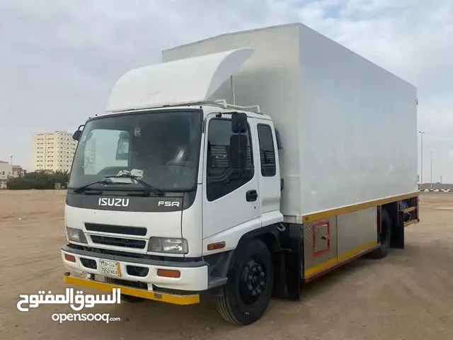 لوري مبرد للمشاوير