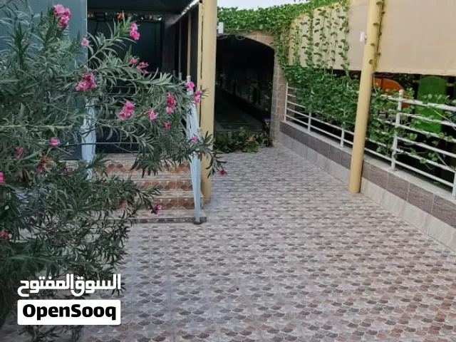 استراحة للبيع في الملدة مساحتها 1200م