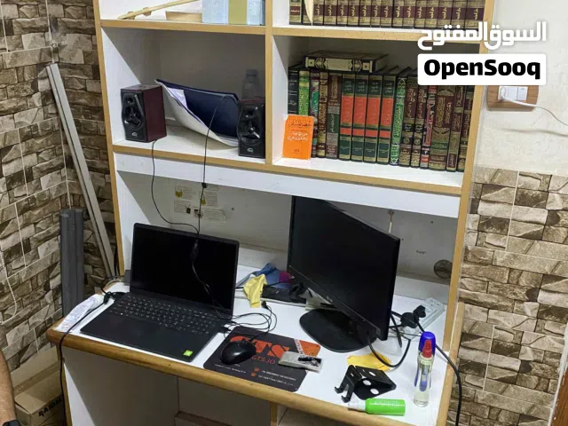 مكتب بحاله جيده جدا