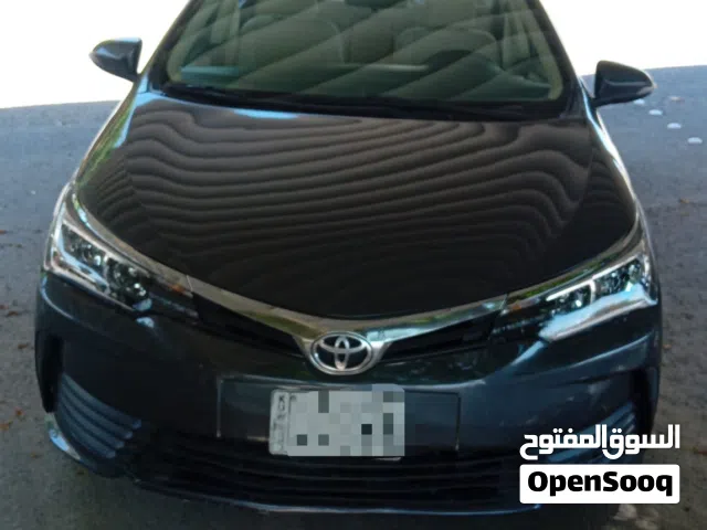 2018 تويوتا كورولا Standard