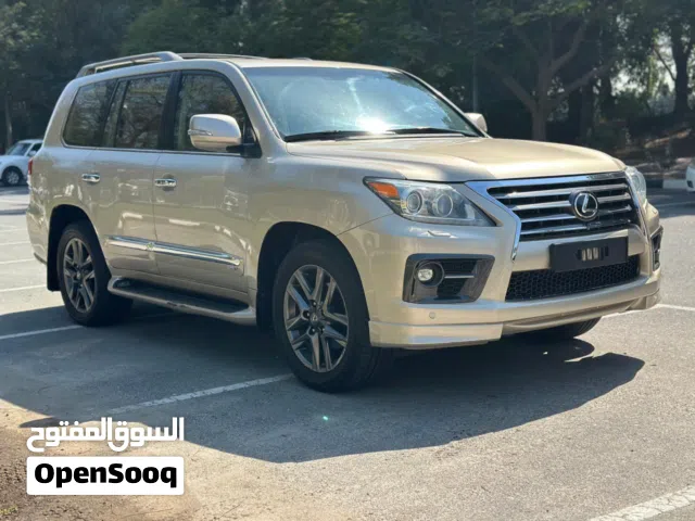 استيشن لكزيس Lx570 خليجي 2015 فل ابشن