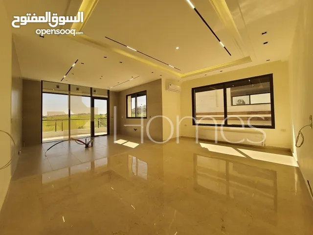 شقة طابق اول للبيع في رجم عميش - حجرا، بمساحة بناء 200م