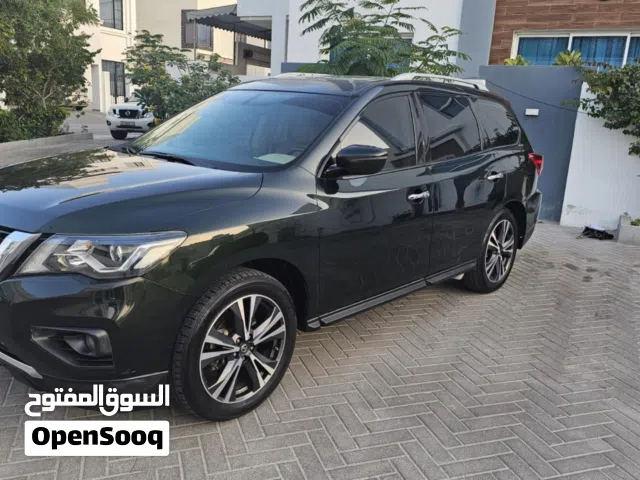 نيسان باثفايندر 2019 للبيع بحالة ممتازة جدا للبيع Nissan Pathfinder 2019 Full option in Superb Cond