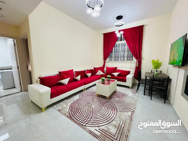 F3 / مقابل سنتر الحوت- غرفة وصالة- ايجار شهري -شامل جميع الفواتير - موقع حيوي -عائلات فقط - فرش جديد