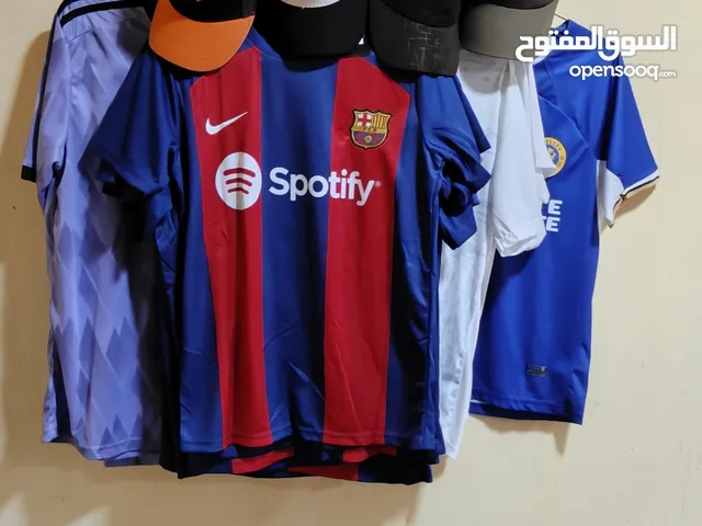 بضاعة تجهيزات رياضيه بنصف السعر