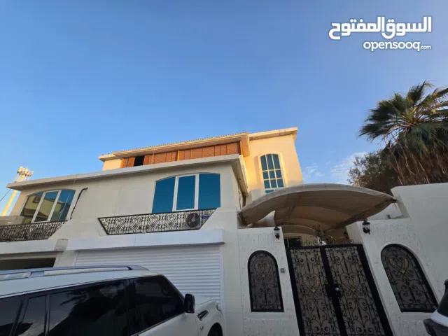 9 BHK  Luxurious Villa Premium Location  Parking