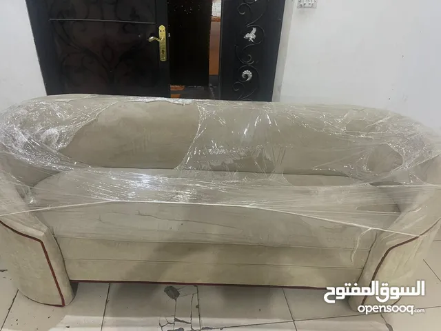 كنبة انتريه للبيع اشتريتها ومدخلتش من الباب