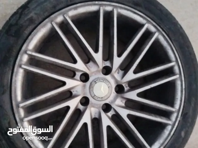 جنطين  17 جنط منهم فوزن مسستم و الجنط الثاني وزو ياباني