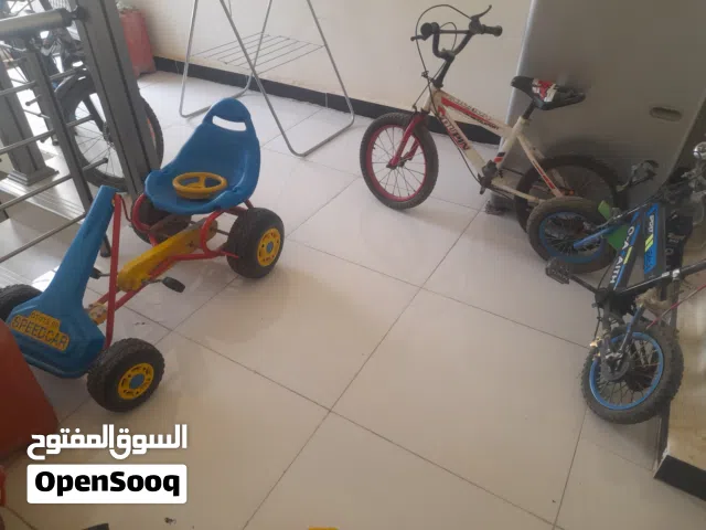 للبيع باسكلات عدد 2  وسيارة ام البايدر