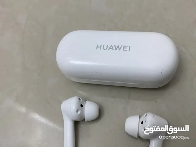 Disinfected Huawei ear buds 3i
