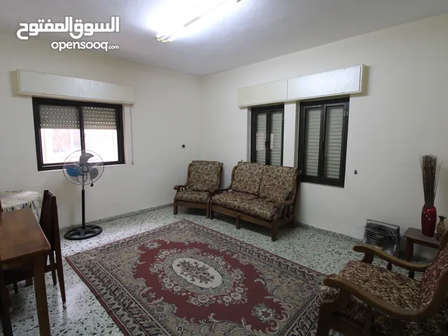 130m2 2 Bedrooms Apartments for Rent in Ramallah and Al-Bireh Beitunia