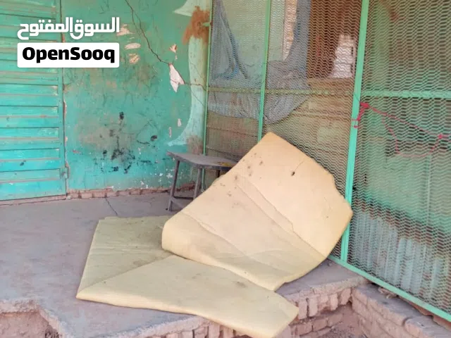 للايجار دكان بالحاج يوسف العماره تفتح على ظلط شارع الردميه محطه نقزو مربع 16
