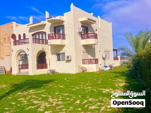 ايجار فيلل مارينا 5