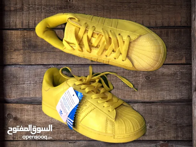 Multicolor Comfort Shoes in Amman