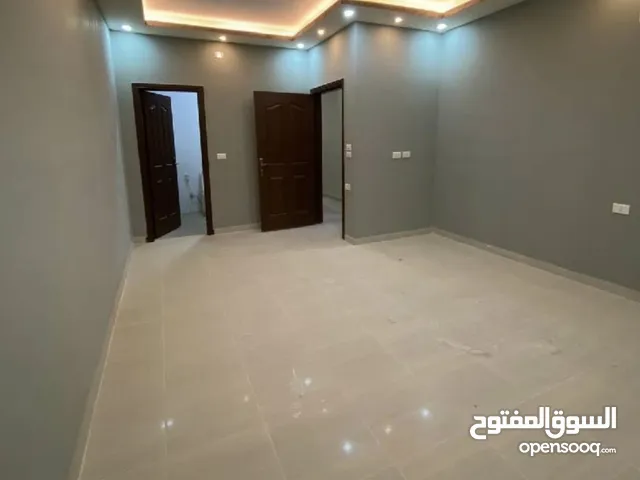 254 m2 More than 6 bedrooms Apartments for Sale in Zarqa Al Zarqa Al Jadeedeh