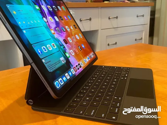 Apple iPad Pro 6 256 GB in Sana'a