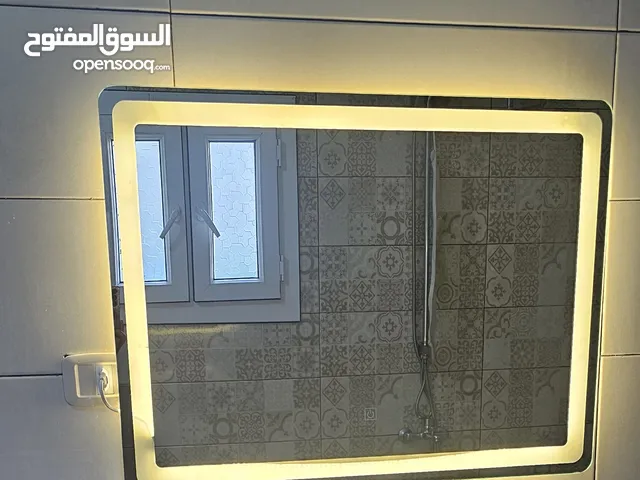 مراية حمام بالليد