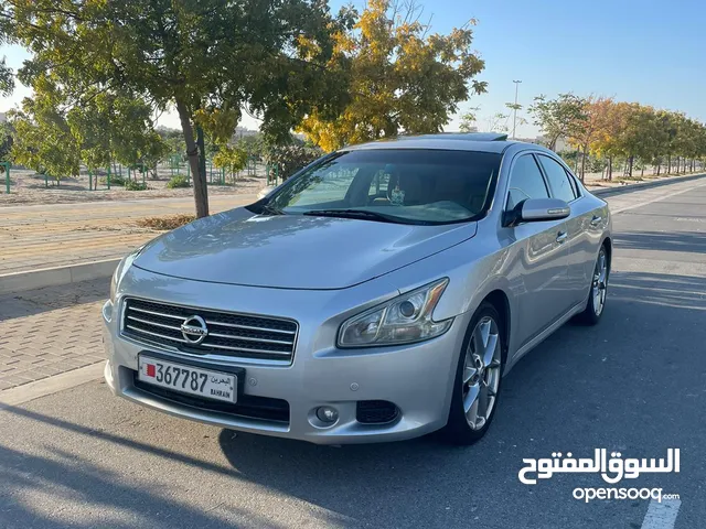 Nissan Maxima 2010 in Northern Governorate