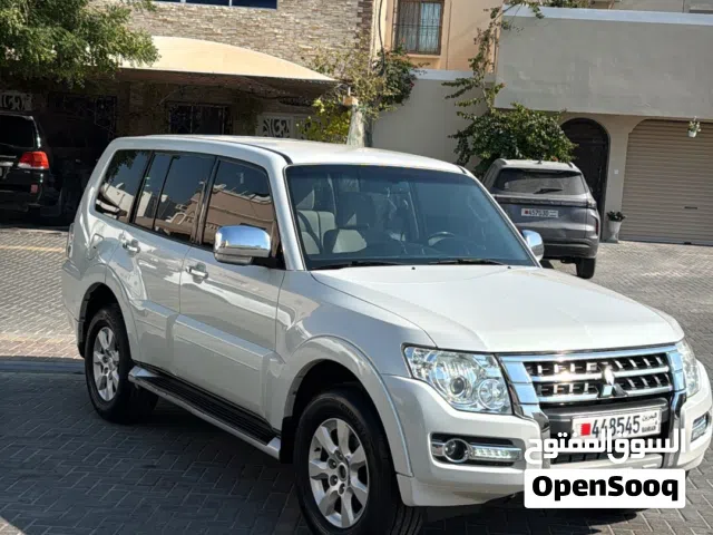 للبيع ميتسوبشي باجيرو وكاله البحرين استخدام شخص واحد من الوكاله V6 GLSفي حاله الوكاله