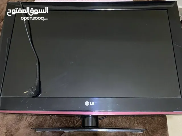 تلفزيون نوع LG 32 بوصة مستعمل مع جهاز تحكم