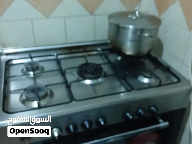 غاز بخمس اعيون وفرن