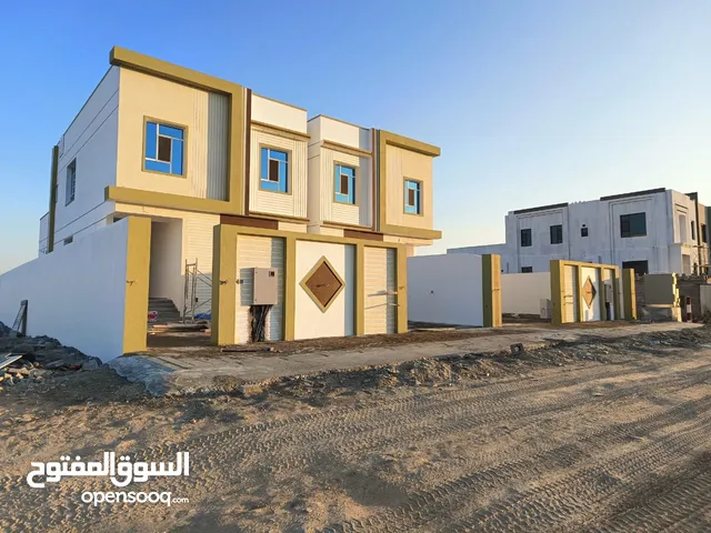 255 m2 4 Bedrooms Villa for Sale in Muscat Amerat