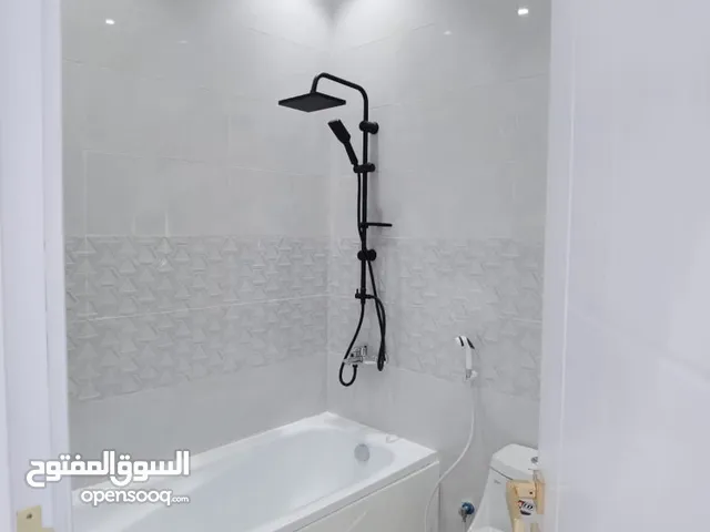 250 m2 5 Bedrooms Apartments for Rent in Al Madinah Alaaziziyah