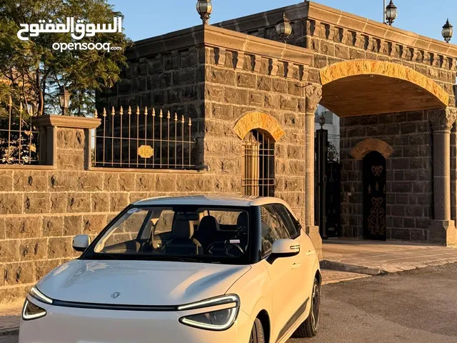 Used Dongfeng Nammi Box in Irbid