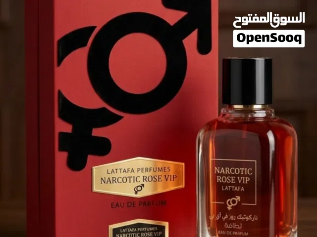 عطر للجنسين بطابع شرقي زهري جريء، يركز