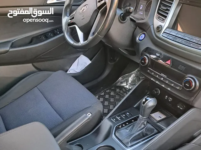 هيونداي في حالة ممتازة جدا للبيع اول استعمال موديل 2017 قوة 8خيول