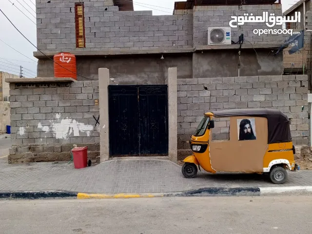 111 m2 2 Bedrooms Townhouse for Sale in Basra Hai Al-Shurta