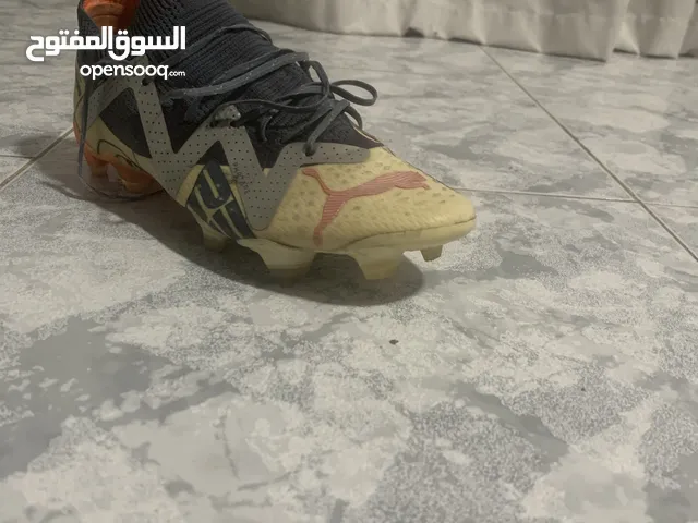 42 Sport Shoes in Muscat