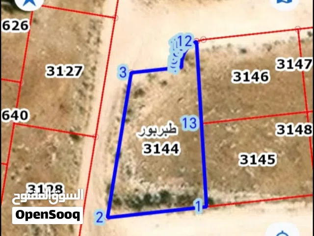 قطعة ارض مساحة 704م