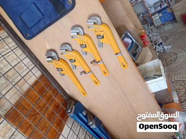 مفاتيح انجليزي عدة مقاسات