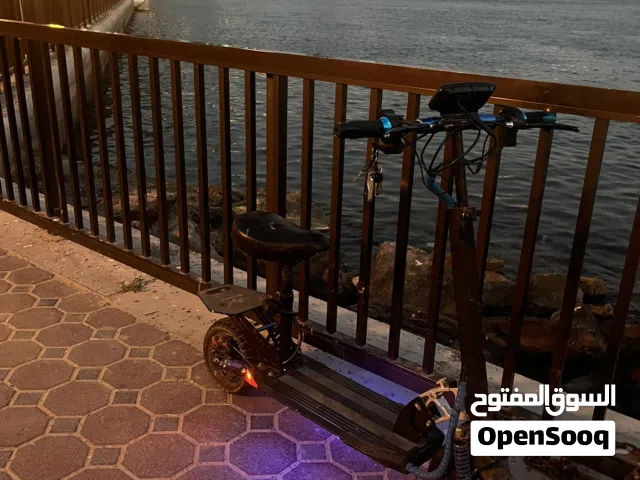 سكوتر بحالة ممتازة بطارية ممتازة بسعر ممتاز قابل التفاوض perfect scooter for sale perfect price